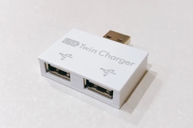 セリア USBハブの真実：100円で買える4ポートハブの実力を徹底検証