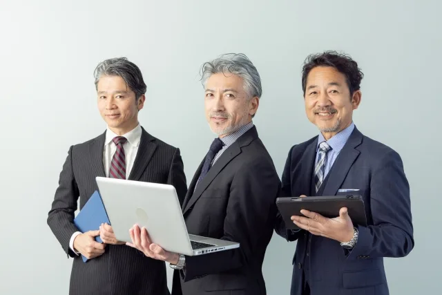 シルバーとシニアどう違う？ビジネスでの正しい使い方とは